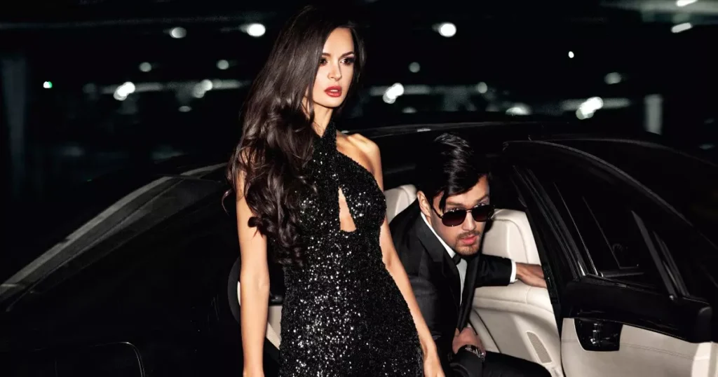 ator Johnny Depp com seus cães